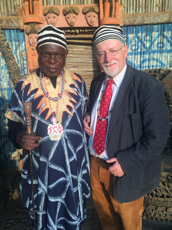 König von Oku Kamerun mit Bernhard von Gruenberg